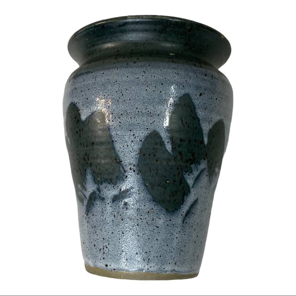 Old-Style 80’s Ceramic Decorative Vase 8” signed - Picture 10 of 11